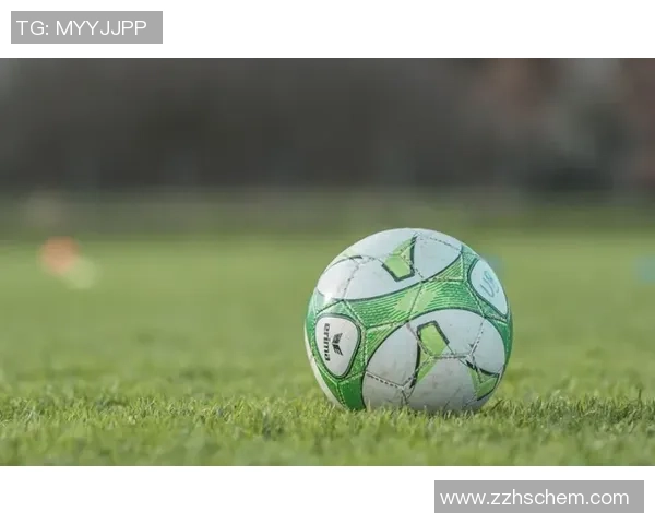 足球球星手环荧光：时尚潮流与体育热情的完美结合